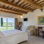 Guest house La Donnella - Residenza Di Campagna 3*
