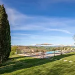 Guest house La Donnella - Residenza Di Campagna 3*