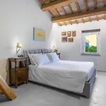 Guest house La Donnella - Residenza Di Campagna 3*