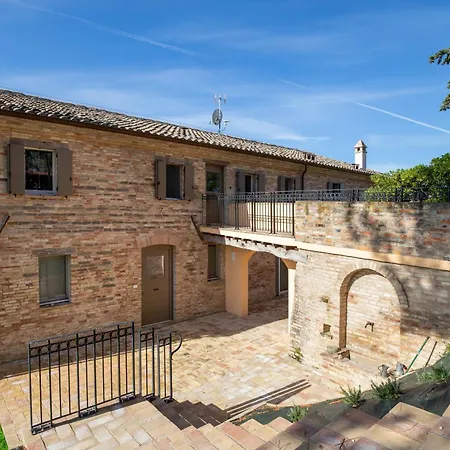 La Donnella - Residenza Di Campagna Guest house
