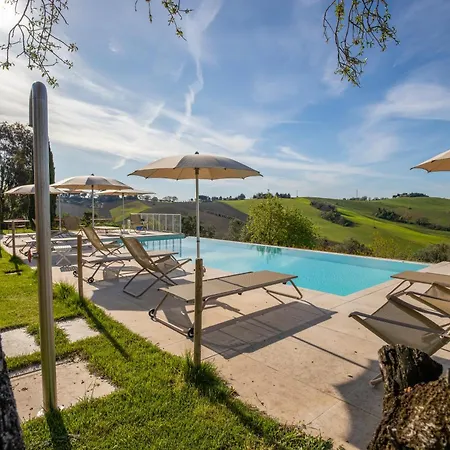 Guest house La Donnella - Residenza Di Campagna 3*