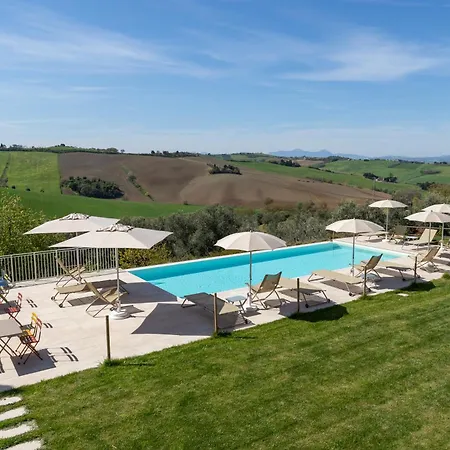 La Donnella - Residenza Di Campagna ゲストハウス セニガッリア