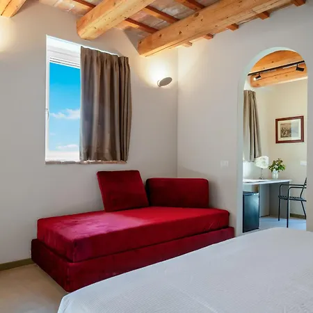 La Donnella - Residenza Di Campagna 3*