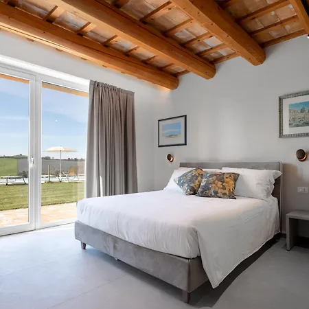 La Donnella - Residenza Di Campagna 3*