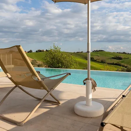 La Donnella - Residenza Di Campagna ゲストハウス 3*