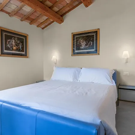 La Donnella - Residenza Di Campagna بيت ضيافة 3*