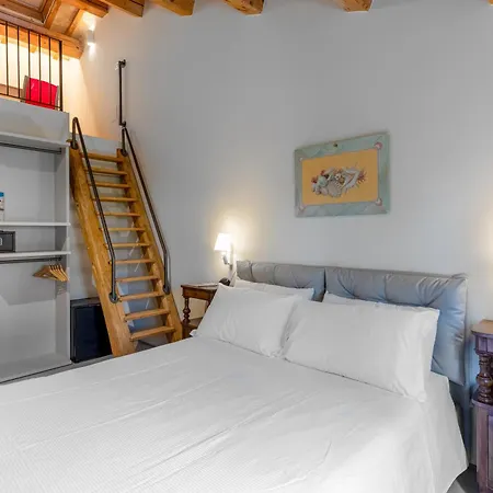 ゲストハウス La Donnella - Residenza Di Campagna